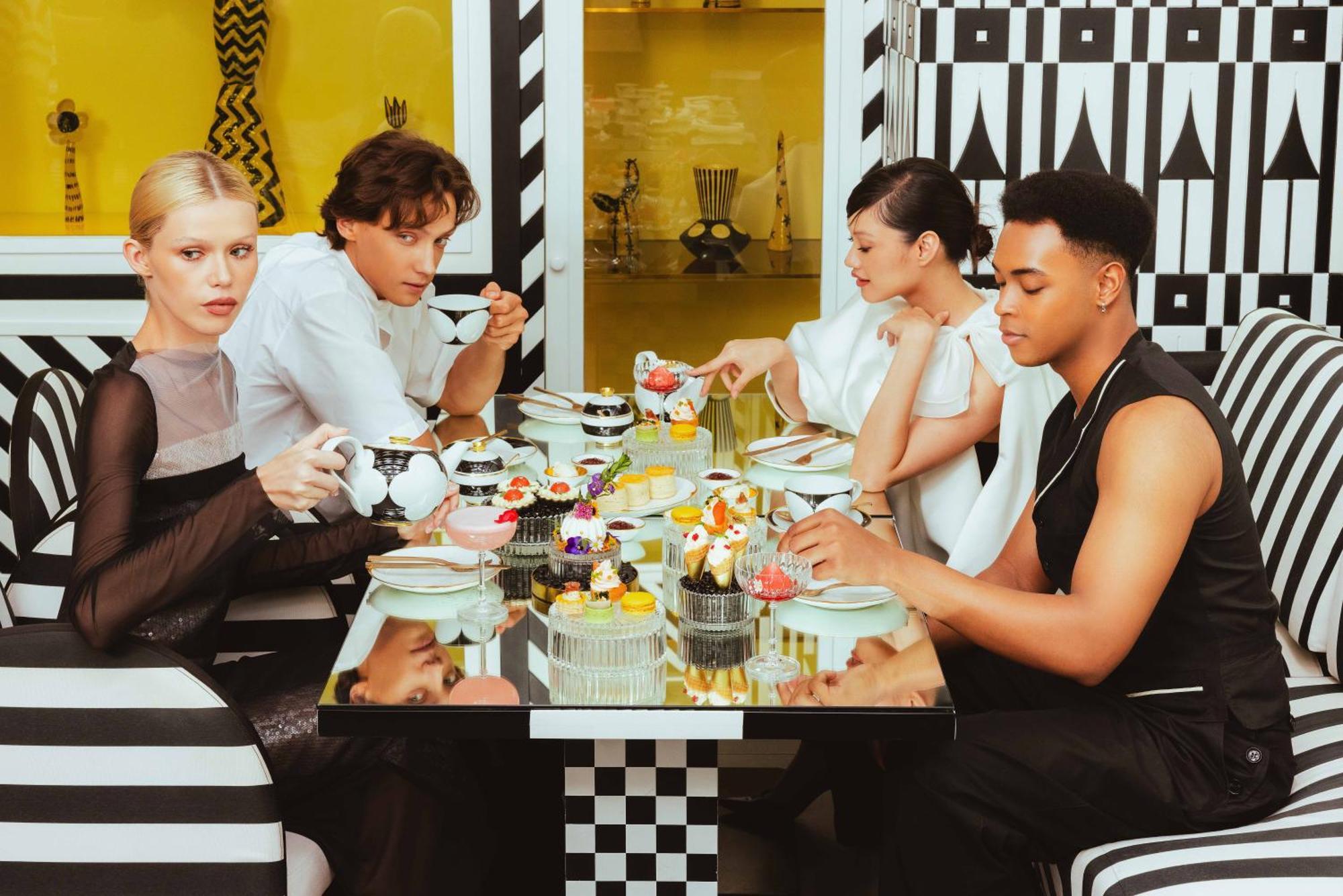 The Standard, Bangkok Mahanakhon Exterior photo The cast of Project Runway: All Stars